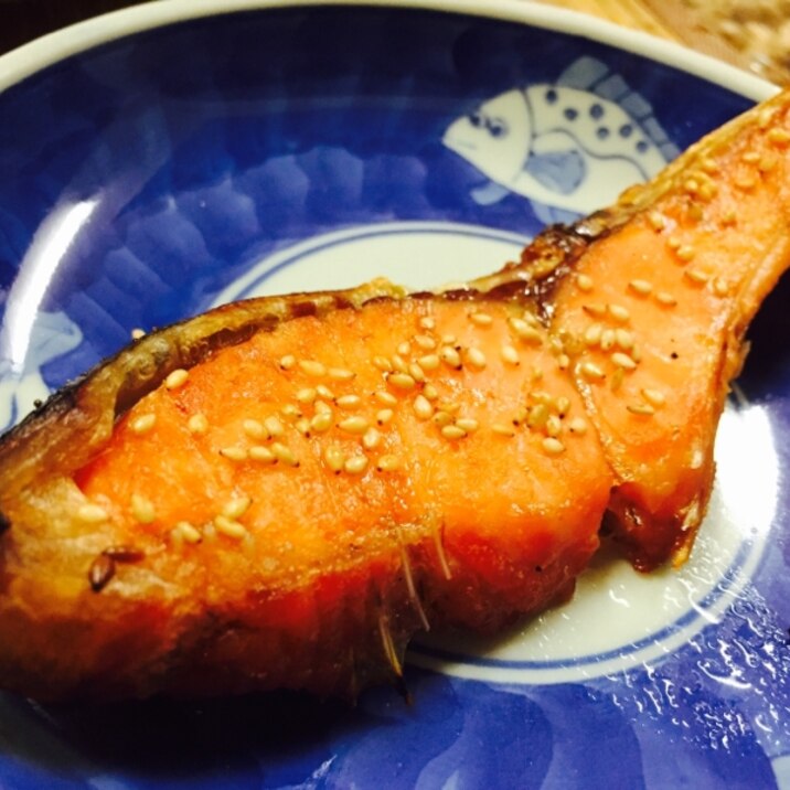 トラウトサーモンのゴマのせ焼き レシピ 作り方 By たかまさ 楽天レシピ トラウトサーモンのゴマのせ焼き レシピ 作り方 By たかまさ 楽天レシピ